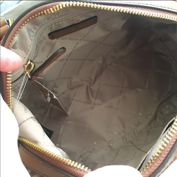 Final sale ✨Michael Kors ginger satchel bag - Picture 9 of 11